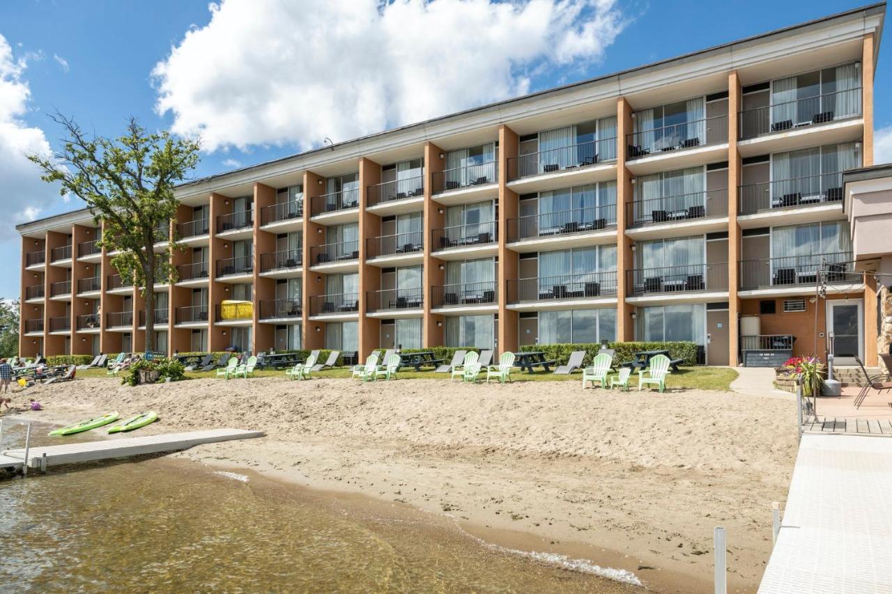 Holiday Inn Detroit Lakes By Ihg Exterior foto